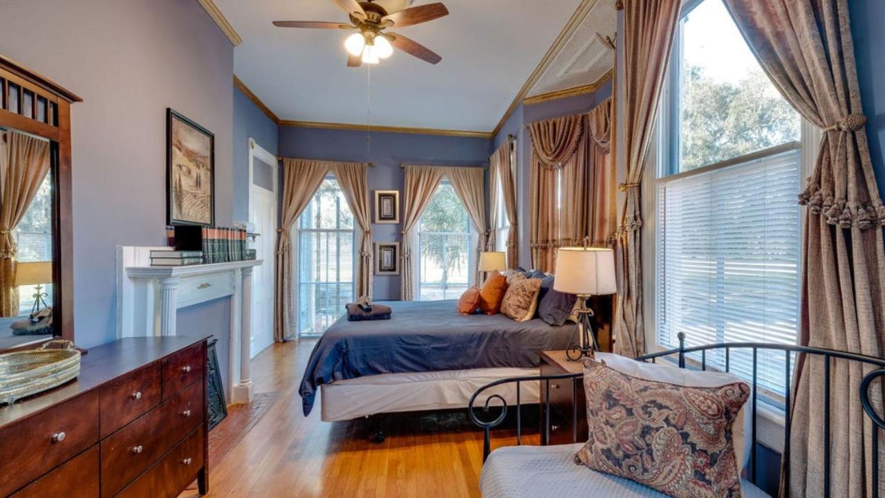 Elegant 2 Bed Directly On Forsyth Park Apartment Savannah Luaran gambar
