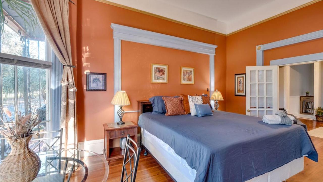 Elegant 2 Bed Directly On Forsyth Park Apartment Savannah Luaran gambar